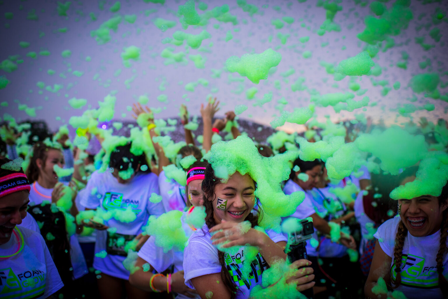 Find a Race Foam Glow